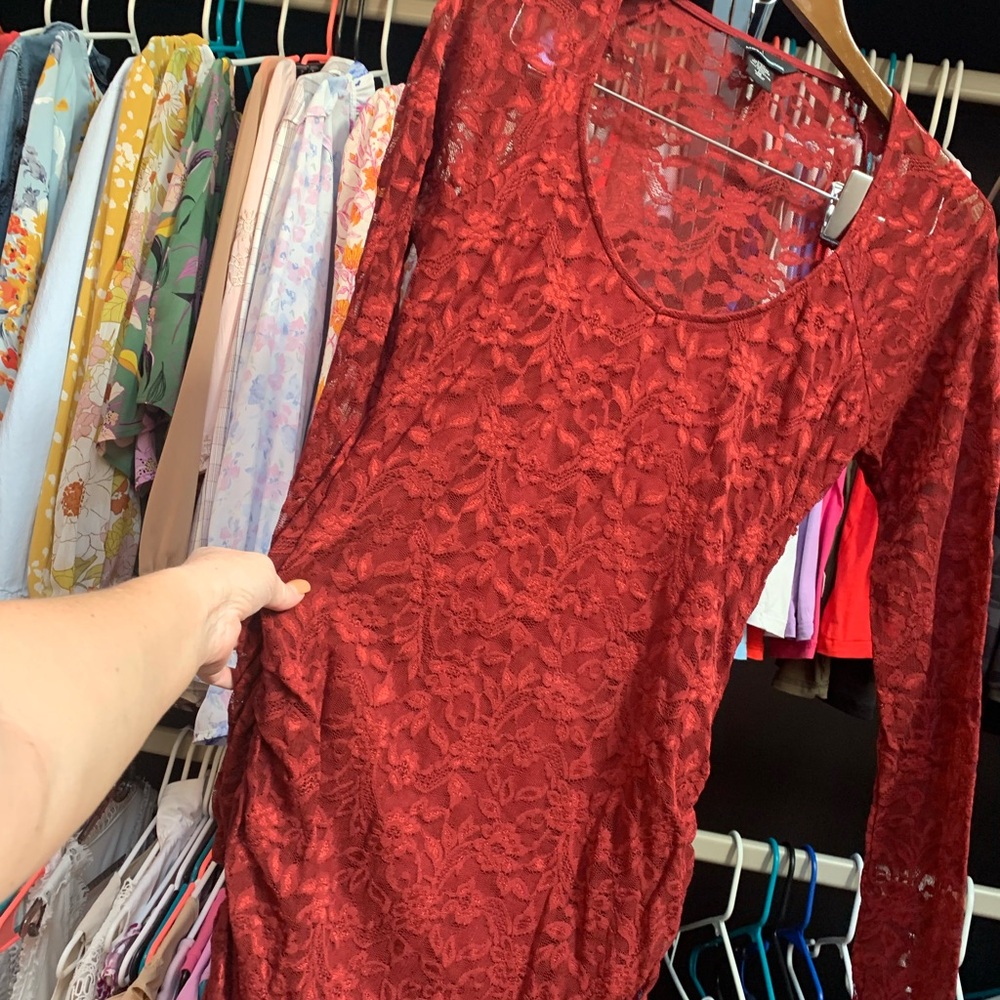 ❤️🔥✨ Red lace body con dress!! ✨❤️ - Picture 7 of 7